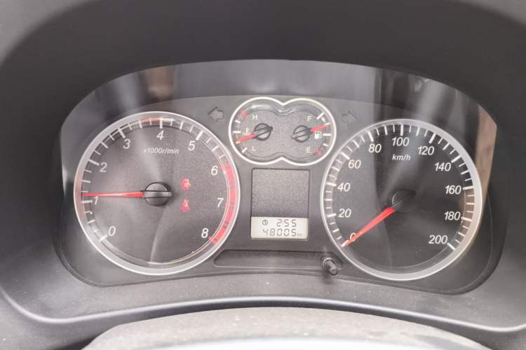 Used Haval H5 Classic 2012 Zhizun Edition 2.0L Four-Wheel Drive Luxury Model Instrument Cluster