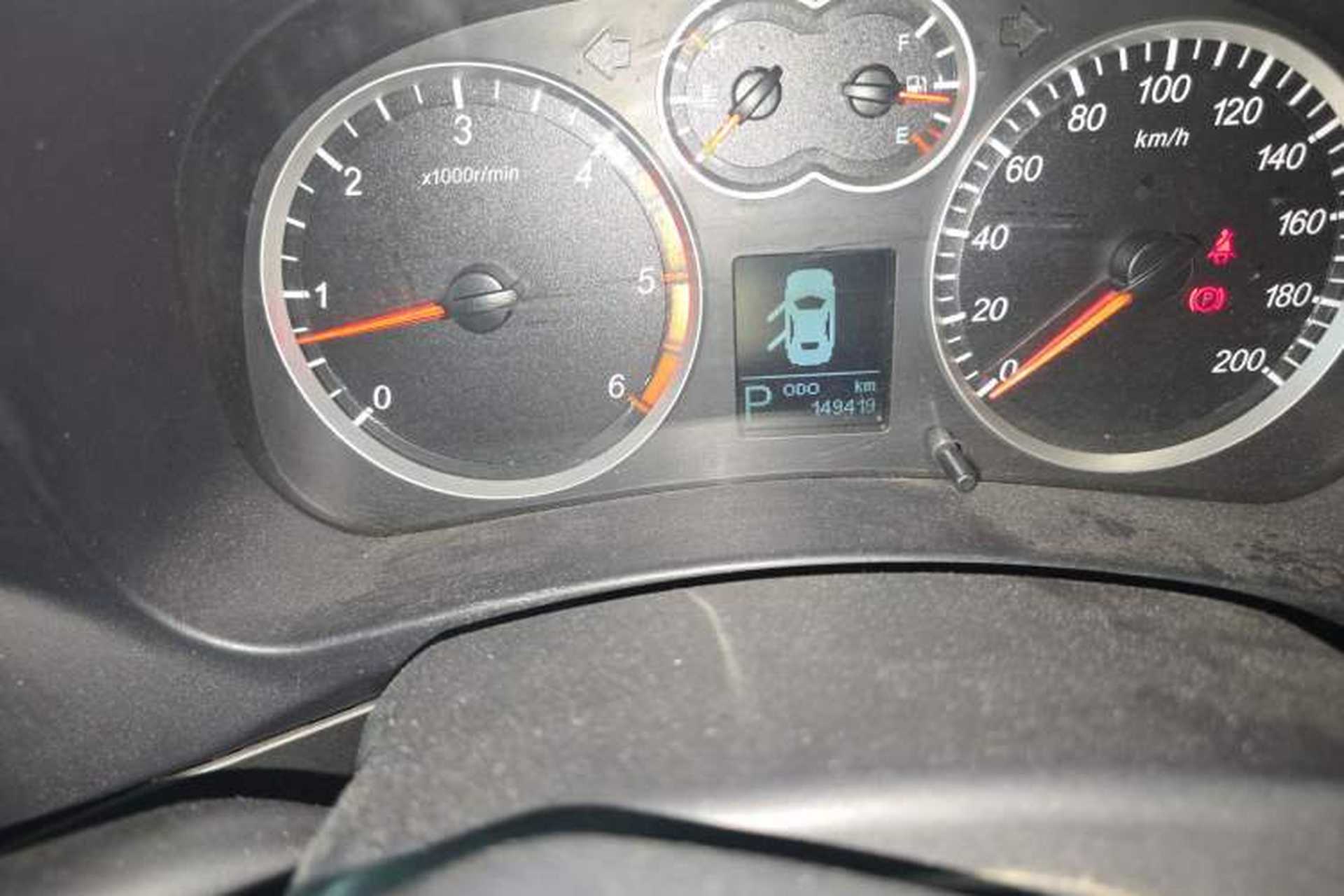 Used Haval H5 Classic 2012 European-style Version Green Silence 2.0T Automatic 2WD Comfort Model Odometer Close Up