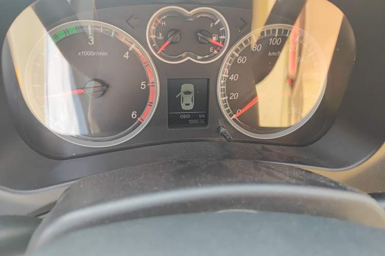 Used Haval H5 Classic 2012 European-style Model Green & Quiet 2.0T Manual 4x4 Comfort Version Odometer Close Up
