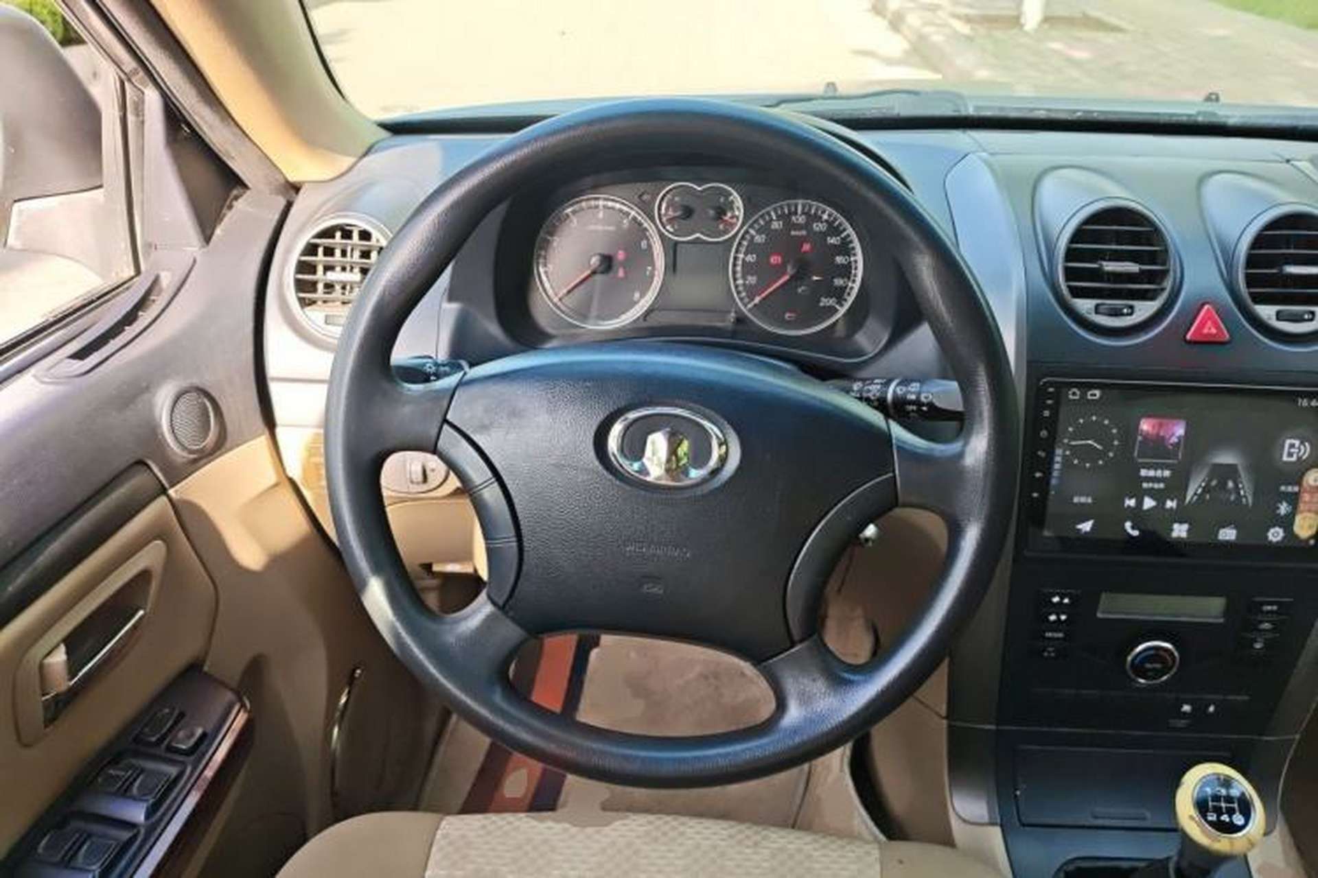 Used Haval H5 Classic 2012 European-style Edition 2.0L Two-Wheel Drive Luxury Model Steering Wheel