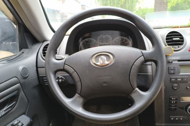Used Haval H5 Classic 2012 Zhizun Edition 2.0L Four-Wheel Drive Luxury Model Steering Wheel