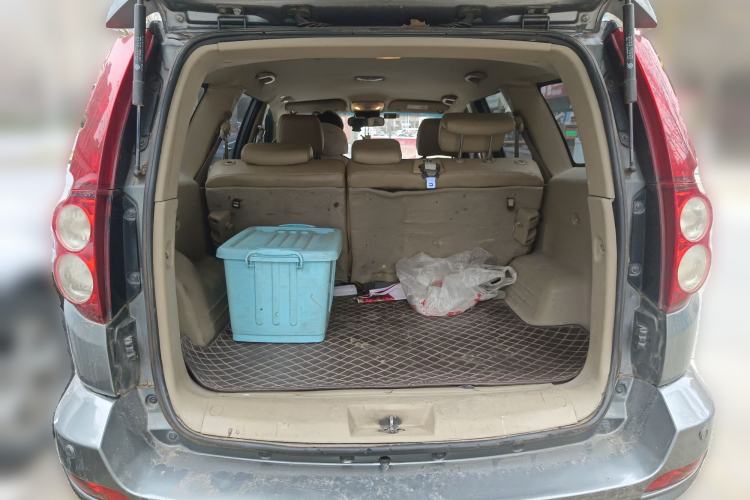 Used Haval H5 Classic 2012 European-style Version Green Quiet 2.0T Manual Two-Wheel Drive Comfort Model Trunk