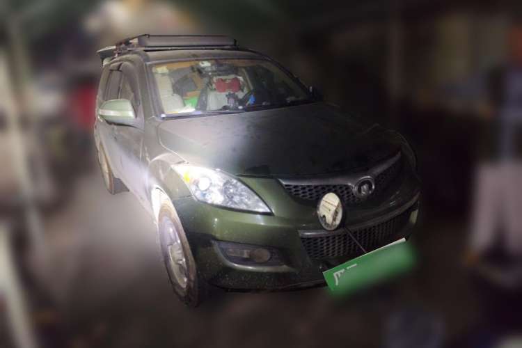 Used Haval H5 Classic 2012 European-style Edition 2.4L Four-Wheel Drive Comfort Model Front Right 45 Deg