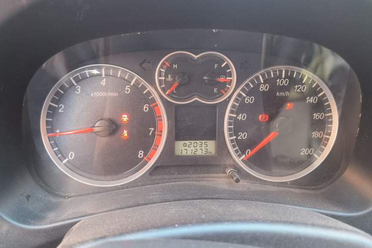 Used Haval H5 Classic 2012 European-style Edition 2.0L Two-Wheel Drive Luxury Model Instrument Cluster