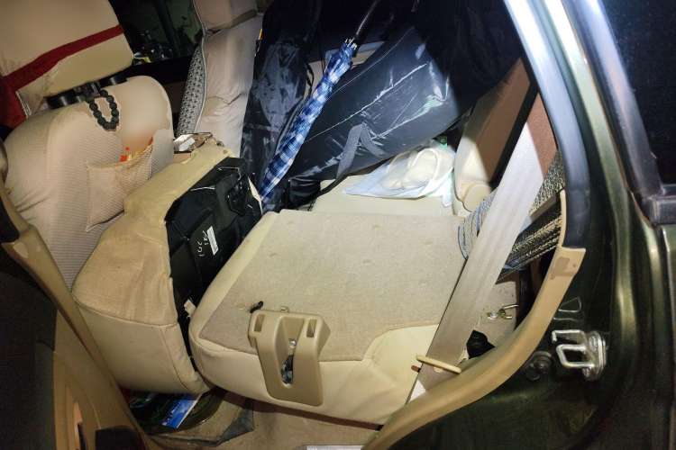 Used Haval H5 Classic 2012 European-style Edition 2.4L Four-Wheel Drive Comfort Model Left Rear Seat