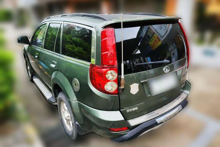 Used Haval H5 Classic 2012 European-style Version Green Quiet 2.0T Manual Two-Wheel Drive Comfort Model Rear Left 45 Deg