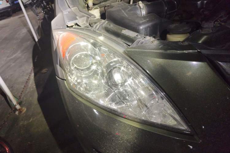 Used Haval H5 Classic 2012 European-style Edition 2.4L Four-Wheel Drive Comfort Model Right Front Headlight