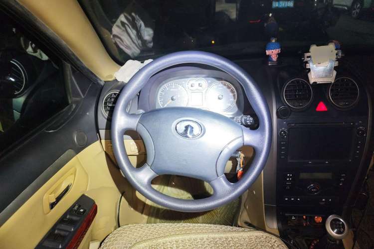 Used Haval H5 Classic 2012 European-style Edition 2.4L Four-Wheel Drive Comfort Model Steering Wheel