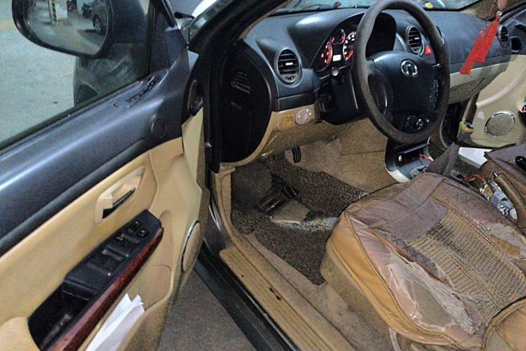 Used Haval H5 Classic 2012 European-style 2.0L Two-Wheel Drive Elite Model Driver Seat