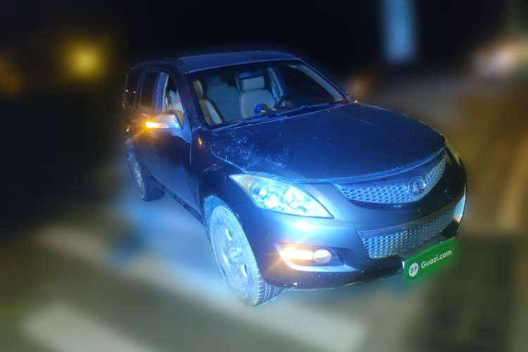 Used Haval H5 Classic 2012 European-style Edition 2.4L Four-Wheel Drive Comfort Model Front Right 45 Deg