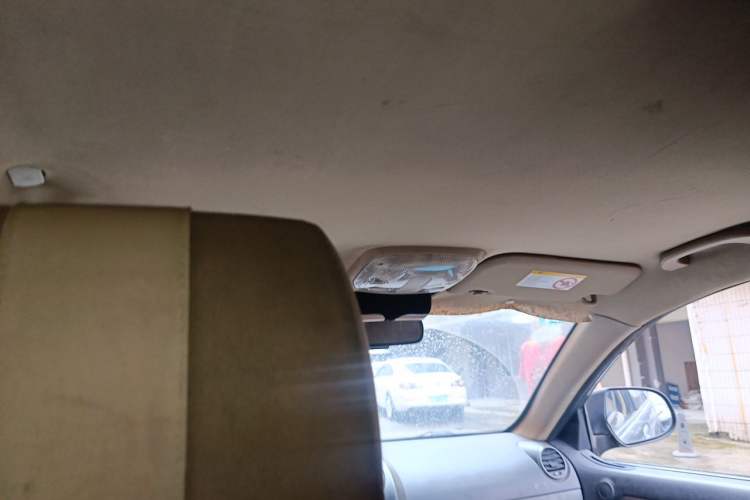 Used Haval H5 Classic 2012 European-style 2.0L Two-Wheel Drive Elite Model Headliner