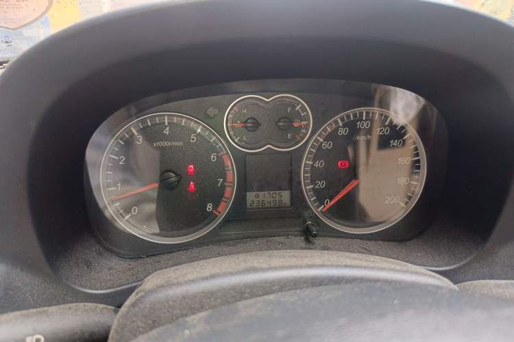 Used Haval H5 Classic 2012 European-style 2.0L Two-Wheel Drive Elite Model Instrument Cluster