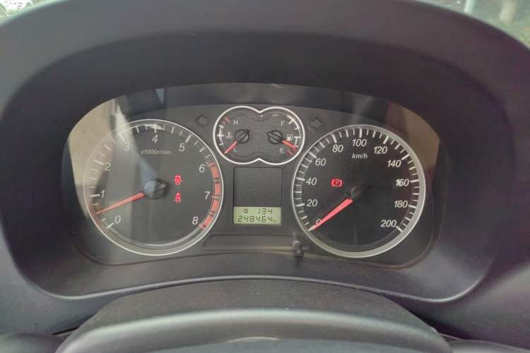 Used Haval H5 Classic 2012 European-style 2.0L Two-Wheel Drive Elite Model Instrument Cluster
