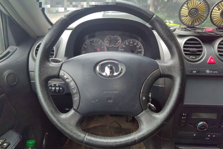 Used Haval H5 Classic 2012 European-style 2.0L Two-Wheel Drive Elite Model Steering Wheel