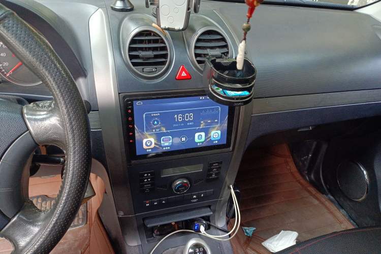 Used Haval H5 Classic 2012 European-style Edition 2.4L Four-Wheel Drive Comfort Model Audio And AC Panel