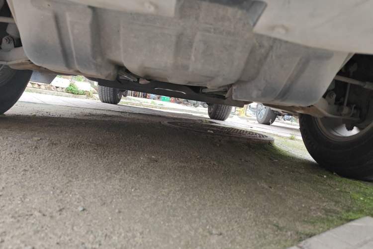 Used Haval H5 Classic 2012 Zhizun Edition 2.0L Two-Wheel Drive Navigation Model Chassis Front