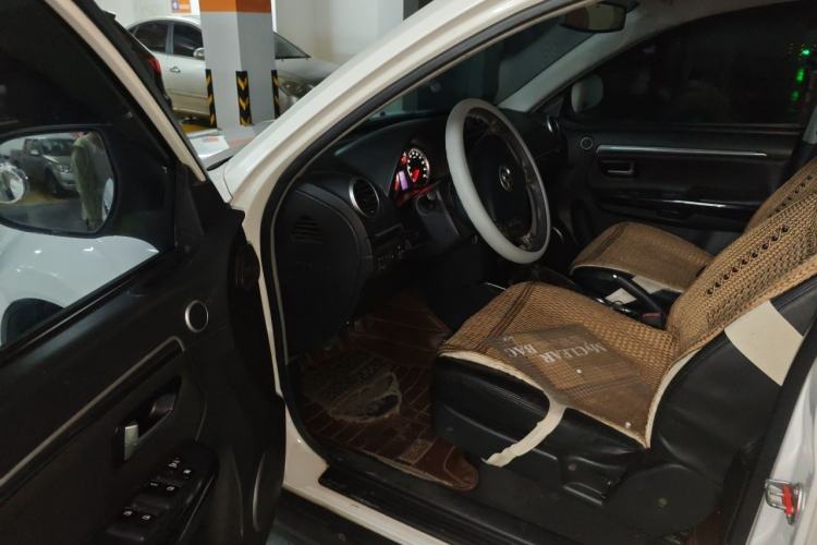 Used Haval H5 Classic 2012 ZhiZun Edition Green & Quiet 2.0T Manual Two-Wheel Drive Comfortable Model Driver Seat