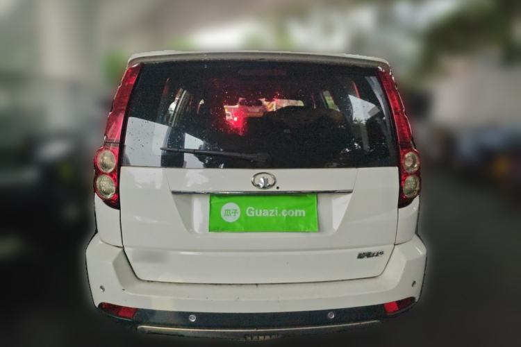 Used Haval H5 Classic 2012 ZhiZun Edition Green Silence 2.0T Automatic Two-Wheel Drive Comfortable Model Exterior 4