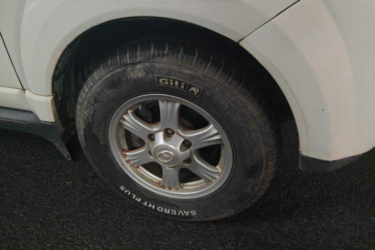 Used Haval H5 Classic 2012 ZhiZun Edition Green Silence 2.0T Automatic Two-Wheel Drive Comfortable Model Exterior 7