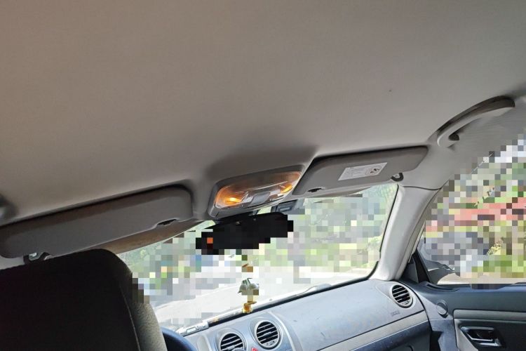 Used Haval H5 Classic 2012 ZhiZun Edition Green & Quiet 2.0T Automatic Two-Wheel Drive Luxury Model Headliner