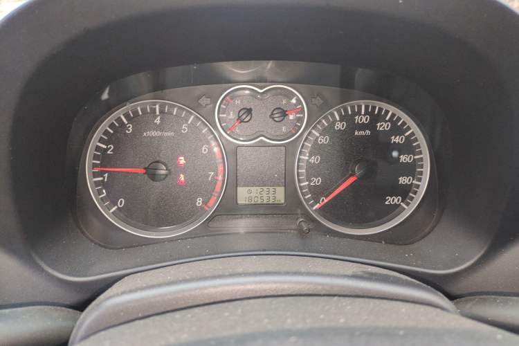 Used Haval H5 Classic 2012 European-style Edition 2.4L Four-Wheel Drive Comfort Model Instrument Cluster
