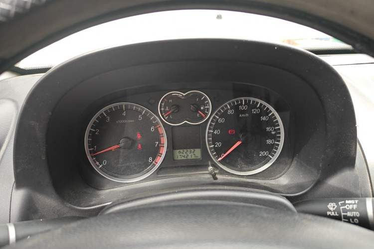 Used Haval H5 Classic 2012 Zhizun Edition 2.0L Two-Wheel Drive Navigation Model Instrument Cluster