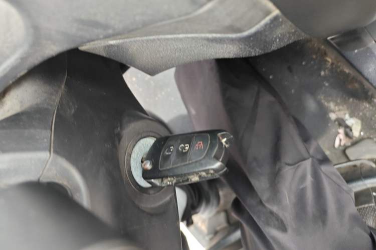 Used Haval H5 Classic 2012 Zhizun Edition 2.0L Two-Wheel Drive Navigation Model Vehicle Key