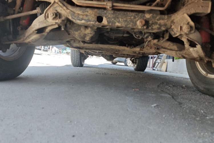 Used Haval H5 Classic 2013 Zhizun Edition 2.0T Manual 4x4 Elite Model Chassis Front