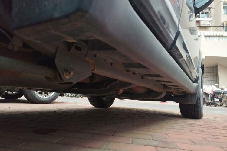 Used Haval H5 Classic 2013 Zhizun Edition 2.0T Manual 4x4 Elite Model Chassis Rear Right