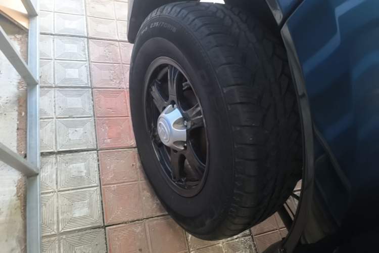 Used Haval H5 Classic 2013 ZhiZun Edition Green Silence 2.0T Manual 4x4 Progressive Model Exterior 5