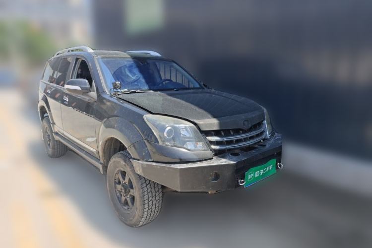 Used Haval H5 Classic 2013 Zhizun Edition 2.0T Manual 4x4 Elite Model Front Right 45 Deg