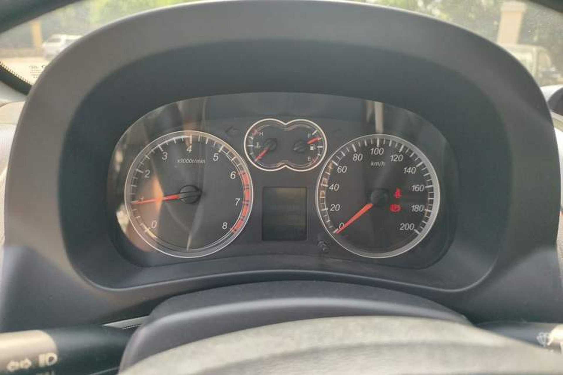 Used Haval H5 Classic 2013 ZhiZun Edition 2.0T Manual Two-Wheel Drive Elite Model Instrument Cluster