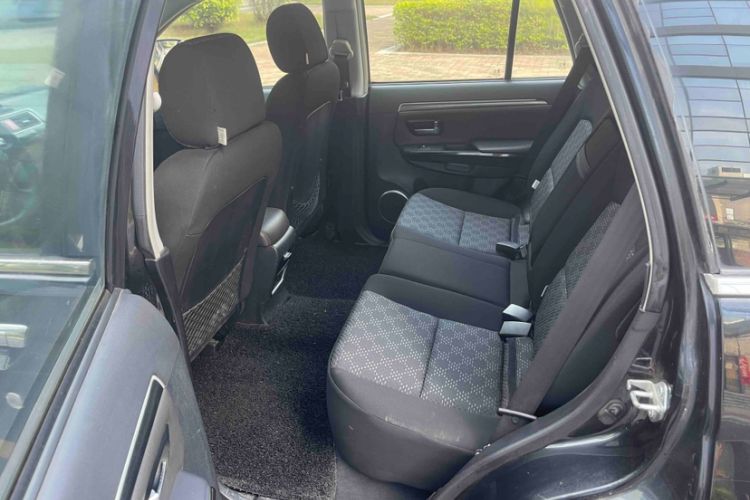 Used Haval H5 Classic 2013 Zhizun Edition 2.0L Manual Two-Wheel Drive Entry-Level Model Interior 4