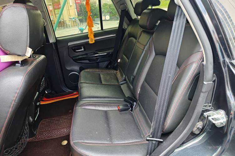 Used Haval H5 Classic 2013 Zhizun Edition 2.0T Manual 4x4 Elite Model Left Rear Seat