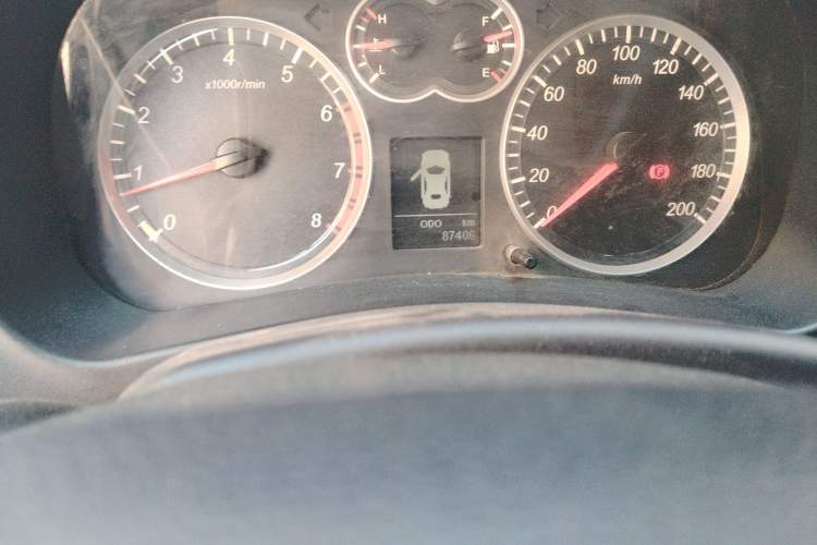Used Haval H5 Classic 2013 Zhizun Edition 2.0T Manual Two-Wheel Drive Entry-Level Model Odometer Close Up