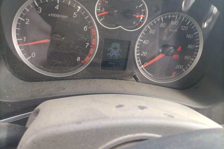 Used Haval H5 Classic 2013 Zhizun Edition 2.0T Manual 4x4 Elite Model Odometer Close Up