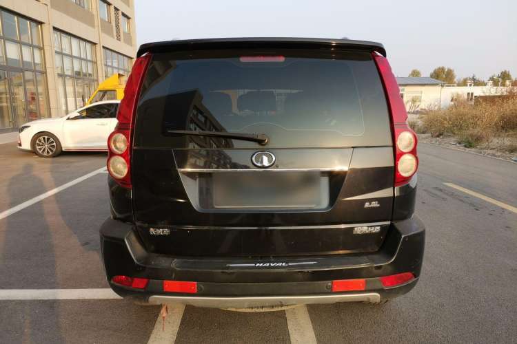 Used Haval H5 Classic 2013 Zhizun Edition 2.0L Manual Two-Wheel Drive Entry-Level Model Rear