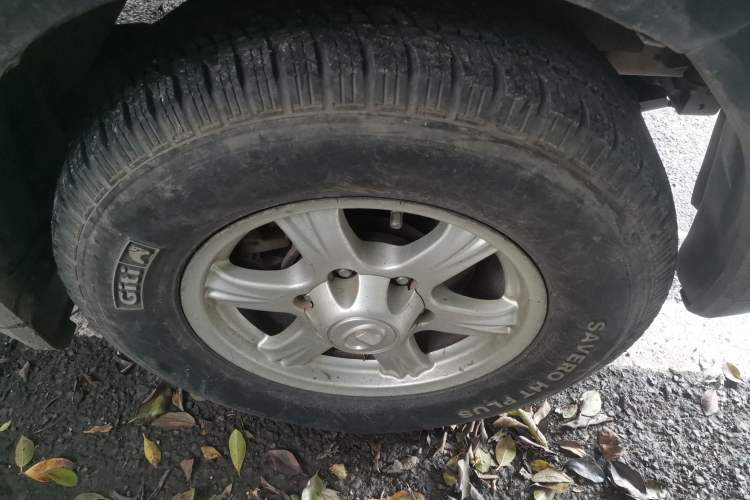 Used Haval H5 Classic 2013 ZhiZun Edition Green Silence 2.0T Manual 4x4 Progressive Model Right Front Wheel Hub