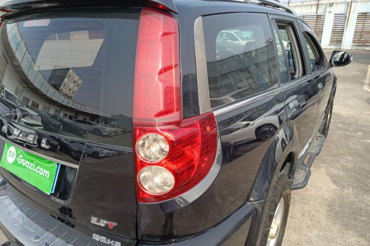 Used Haval H5 Classic 2013 Zhizun Edition 2.0T Manual Two-Wheel Drive Entry-Level Model Right Rear Taillight
