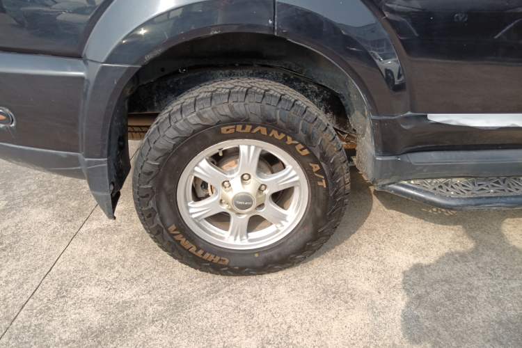 Used Haval H5 Classic 2013 Zhizun Edition 2.0T Manual Two-Wheel Drive Entry-Level Model Right Rear Wheel Hub