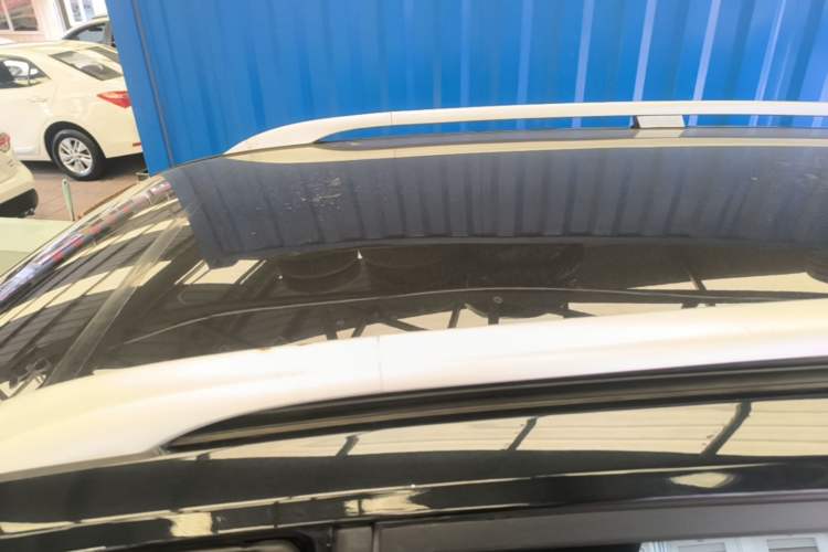 Used Haval H5 Classic 2013 ZhiZun Edition Green Silence 2.0T Manual 4x4 Progressive Model Roof