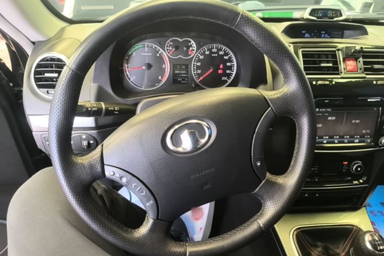 Used Haval H5 Classic 2013 ZhiZun Edition Green Silence 2.0T Manual 4x4 Progressive Model Steering Wheel