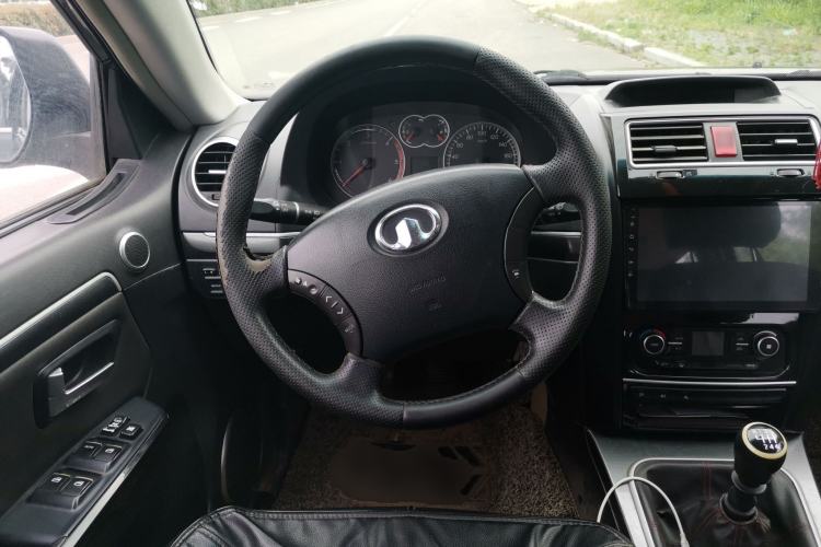 Used Haval H5 Classic 2013 ZhiZun Edition Green Silence 2.0T Manual 4x4 Progressive Model Steering Wheel