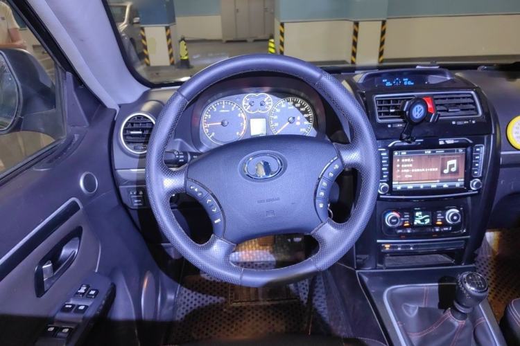 Used Haval H5 Classic 2013 Zhizun Edition 2.0T Manual 4x4 Elite Model Steering Wheel