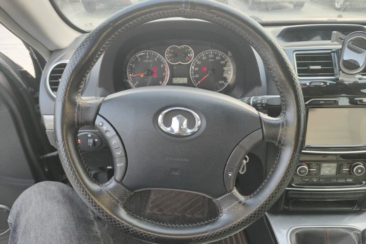 Used Haval H5 Classic 2013 Zhizun Edition 2.0L Manual Two-Wheel Drive Entry-Level Model Steering Wheel