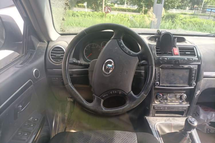 Used Haval H5 Classic 2013 Zhizun Edition 2.0T Manual 4x4 Elite Model Steering Wheel