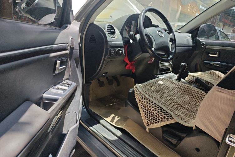 Used Haval H5 Classic 2013 Zhizun Edition 2.0T Manual 4x4 Progressive Model Driver Seat