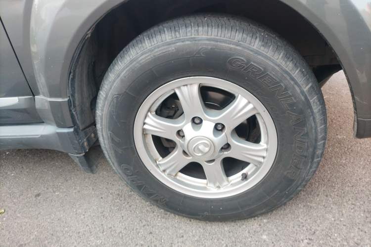 Used Haval H5 Classic 2013 Zhizun Edition 2.0L Manual 4x4 Progressive Model Exterior 7
