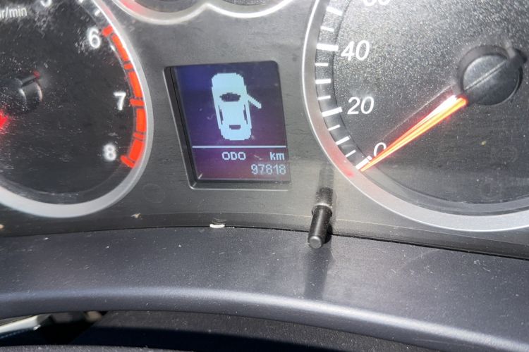 Used Haval H5 Classic 2013 Zhizun Edition 2.0T Manual 4x4 Progressive Model Odometer Close Up