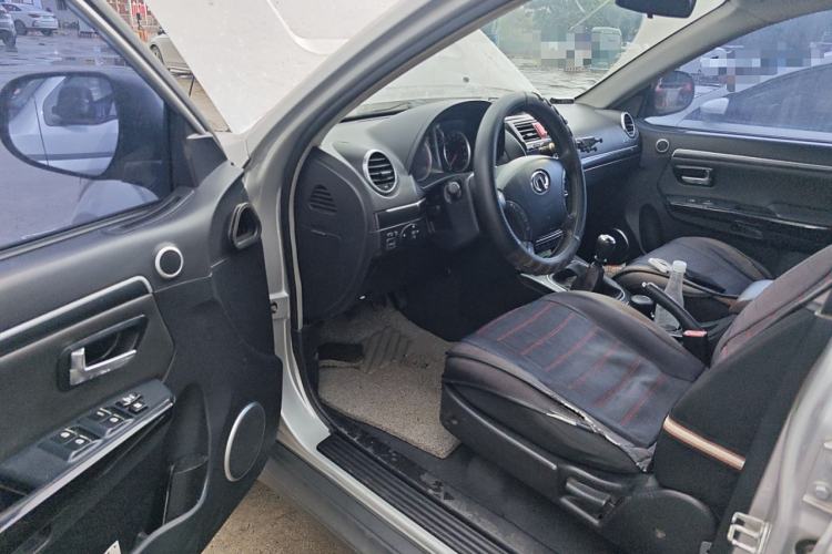 Used Haval H5 Classic 2013 Zhizun Edition 2.0T Manual 4x4 Progressive Model Driver Seat